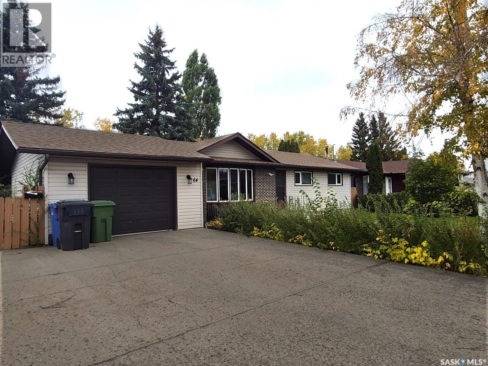 64 Clarewood Crescent Property Photo 1