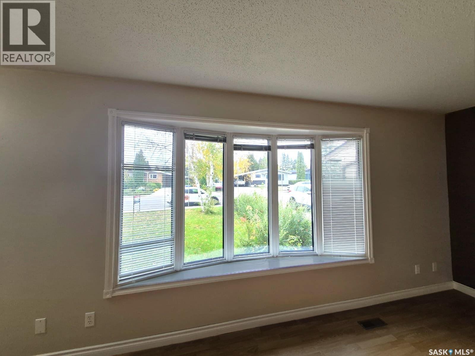 64 Clarewood Crescent Property Photo 14