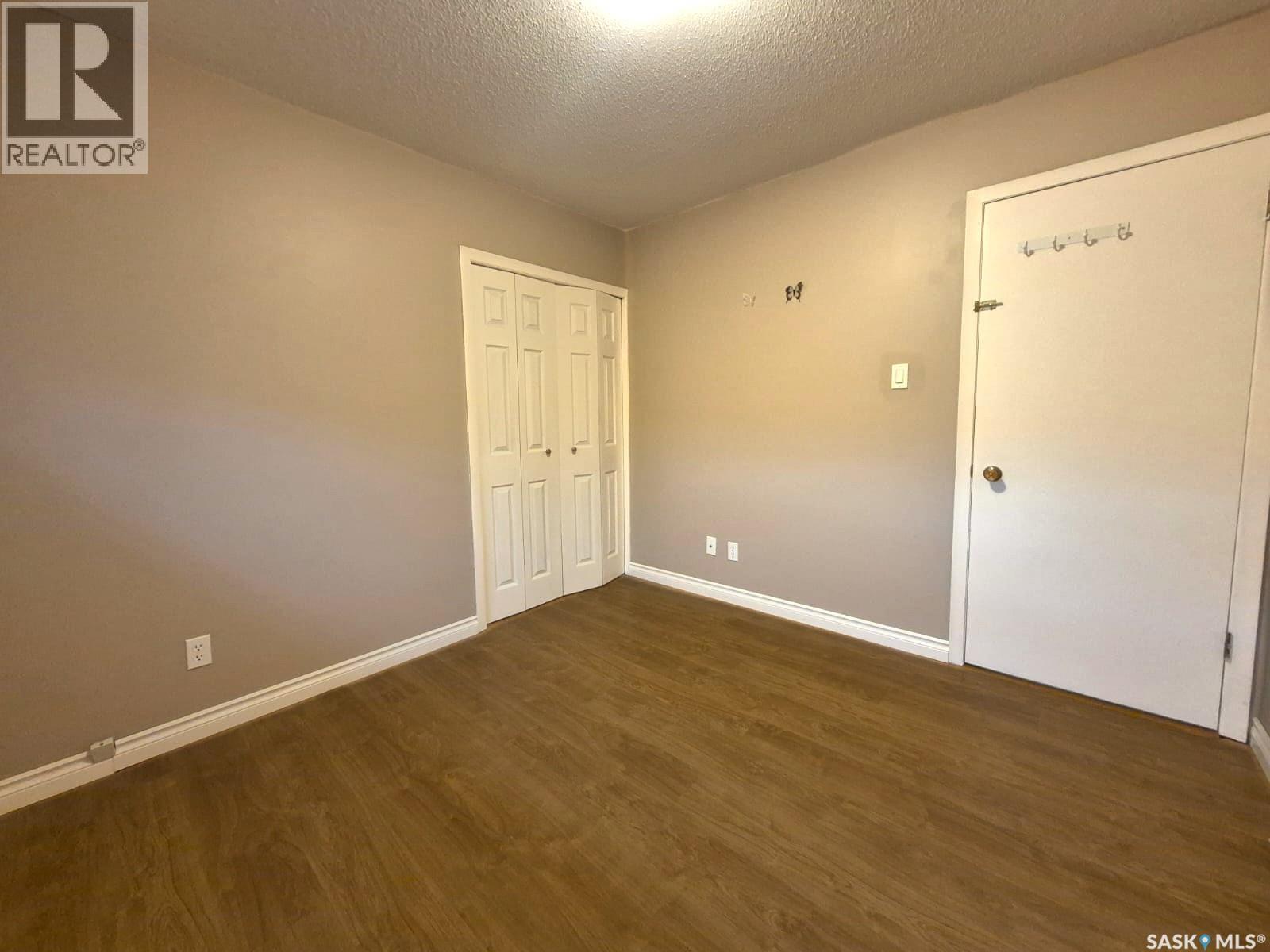 64 Clarewood Crescent Property Photo 16