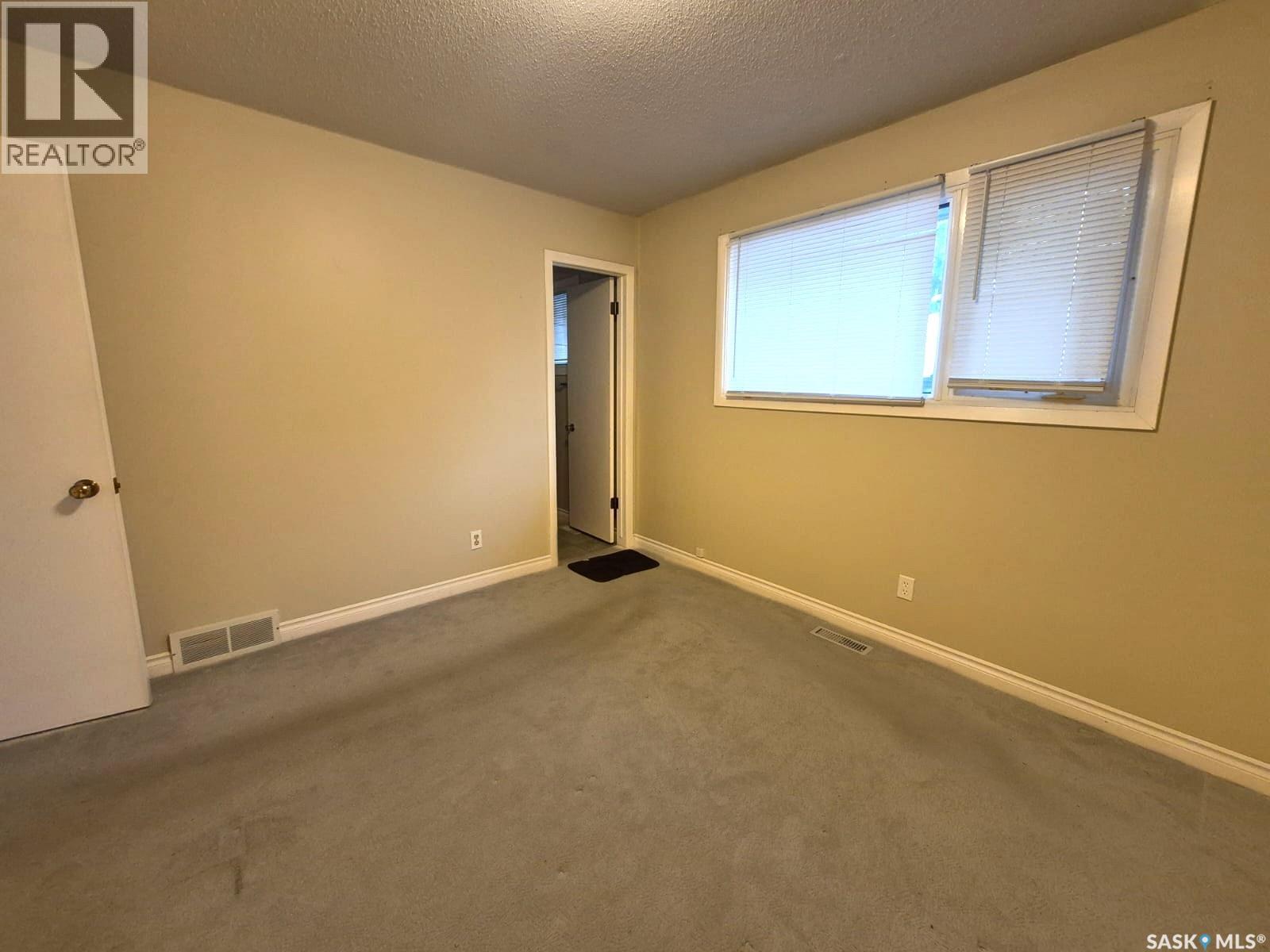 64 Clarewood Crescent Property Photo 21
