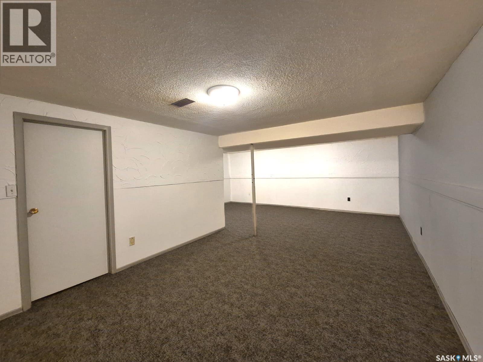 64 Clarewood Crescent Property Photo 30