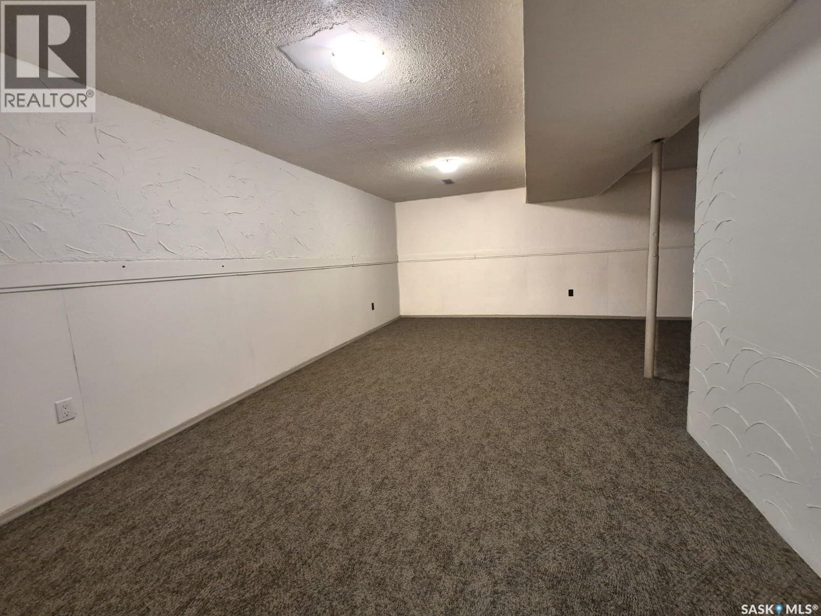 64 Clarewood Crescent Property Photo 32