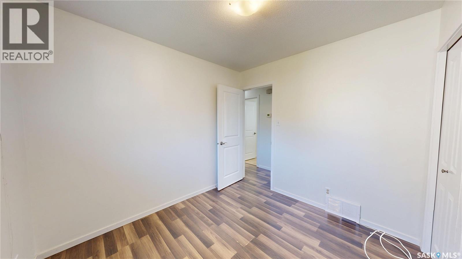 4 Carleton Drive Property Photo 11