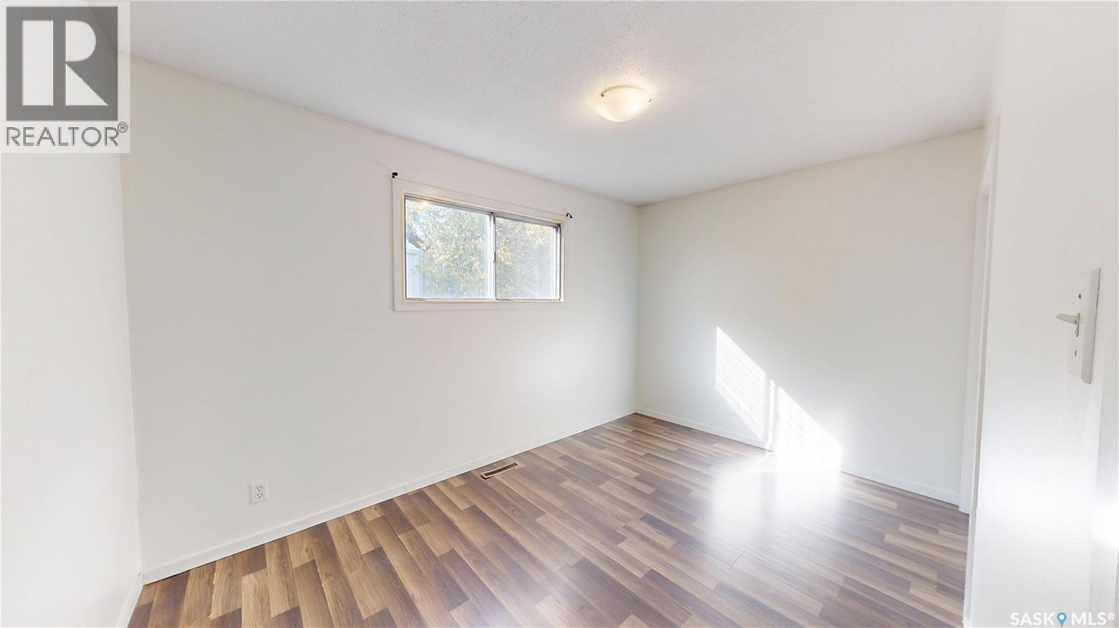 4 Carleton Drive Property Photo 15