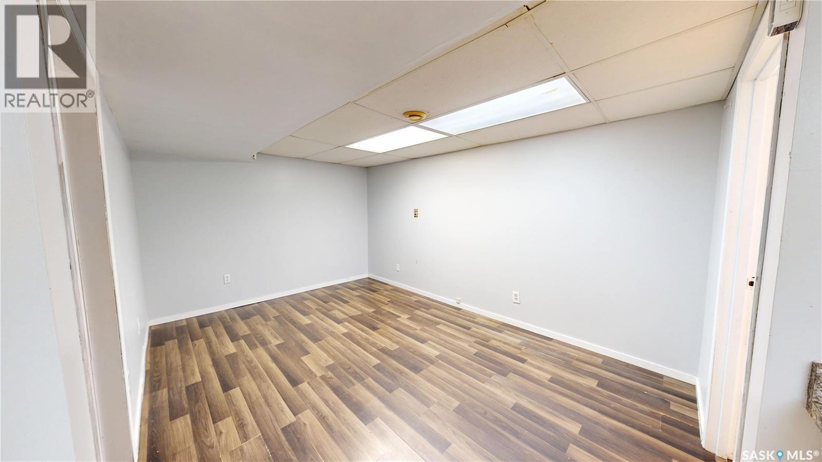 4 Carleton Drive Property Photo 21