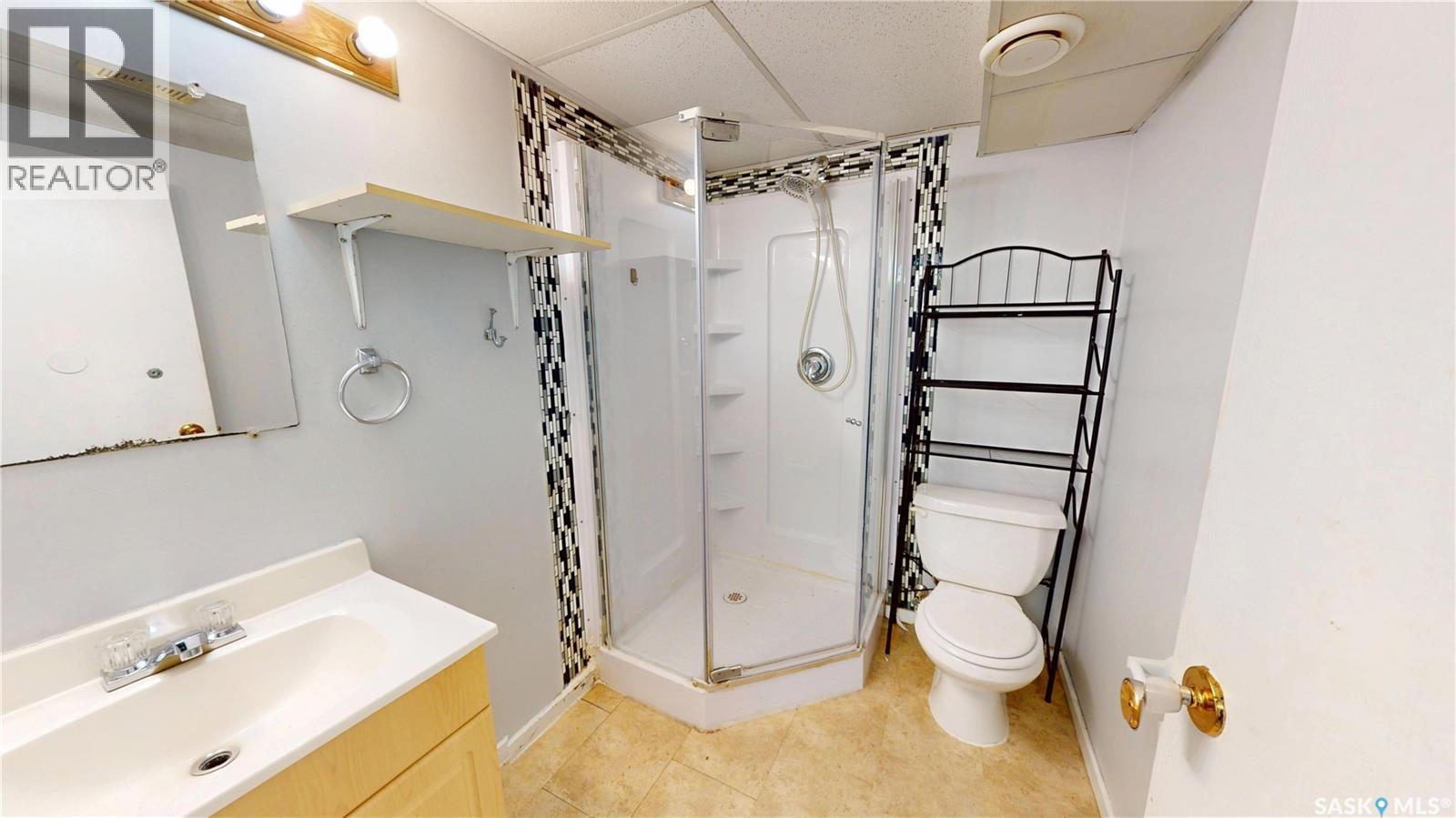 4 Carleton Drive Property Photo 25