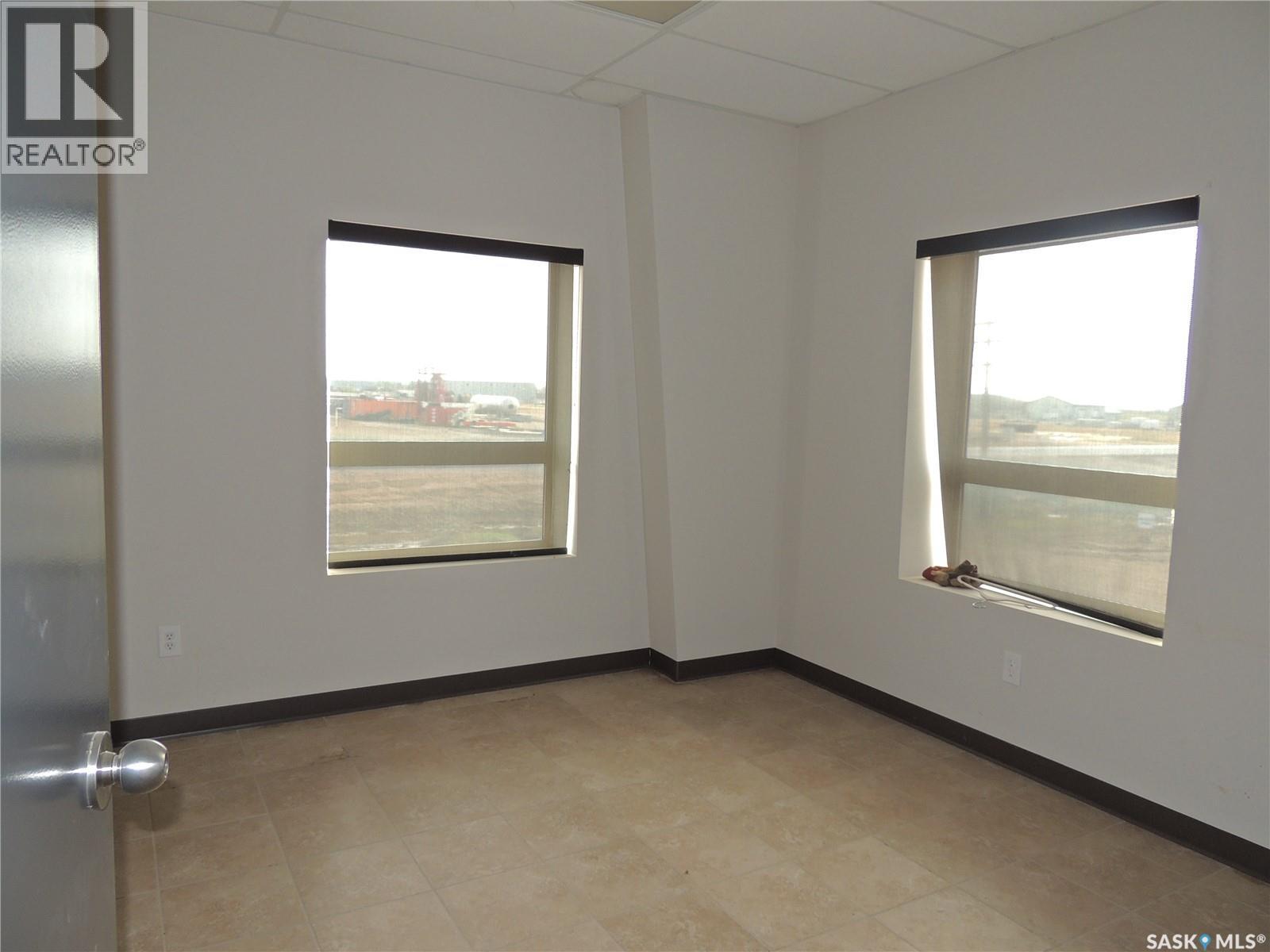 101 Jahn Street Property Photo 23