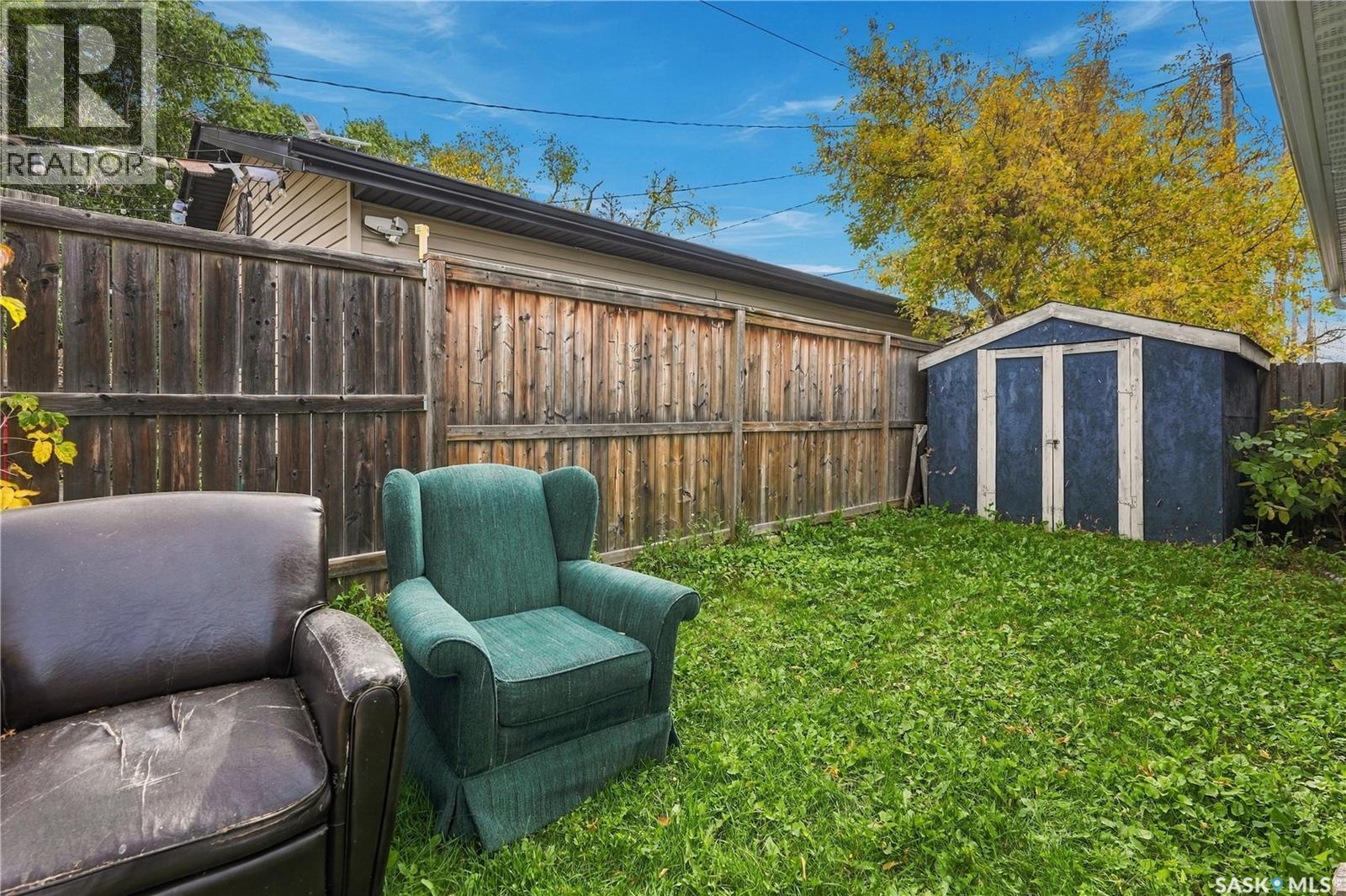 821 College Avenue Property Photo 27