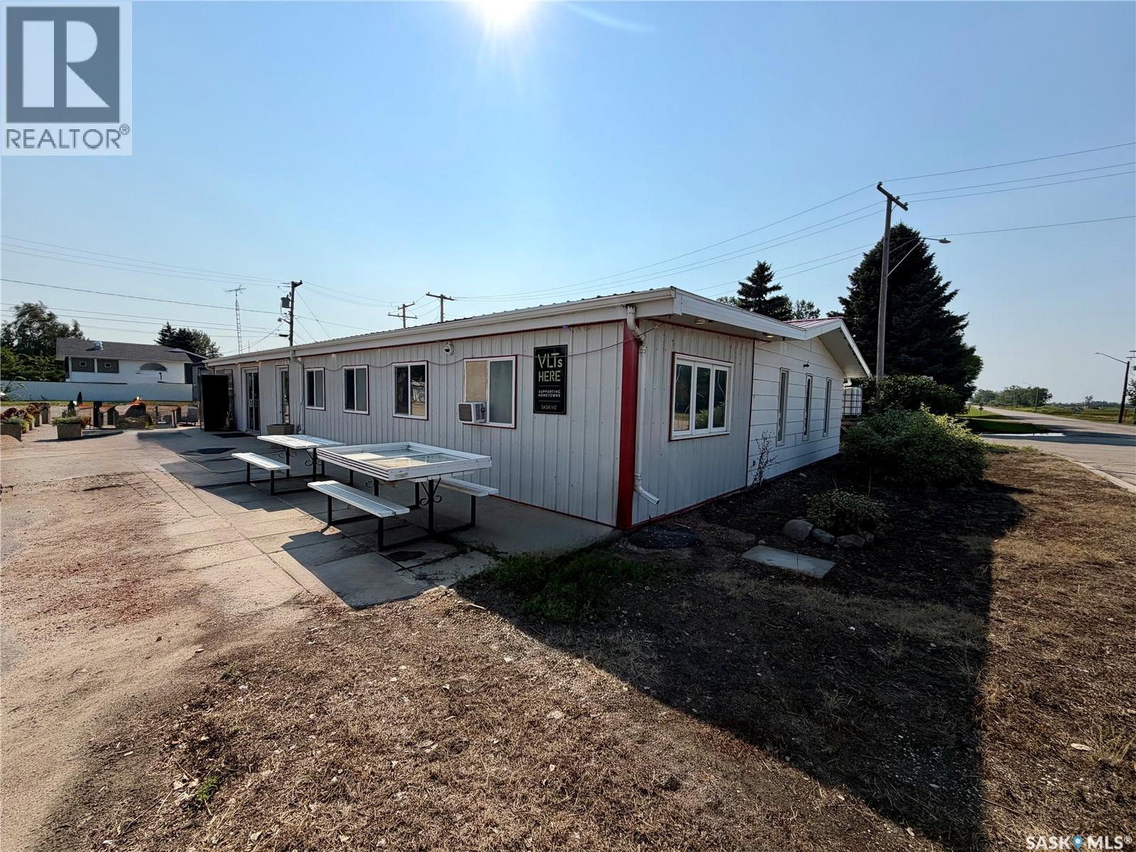 1020 Railway Avenue Property Photo 1