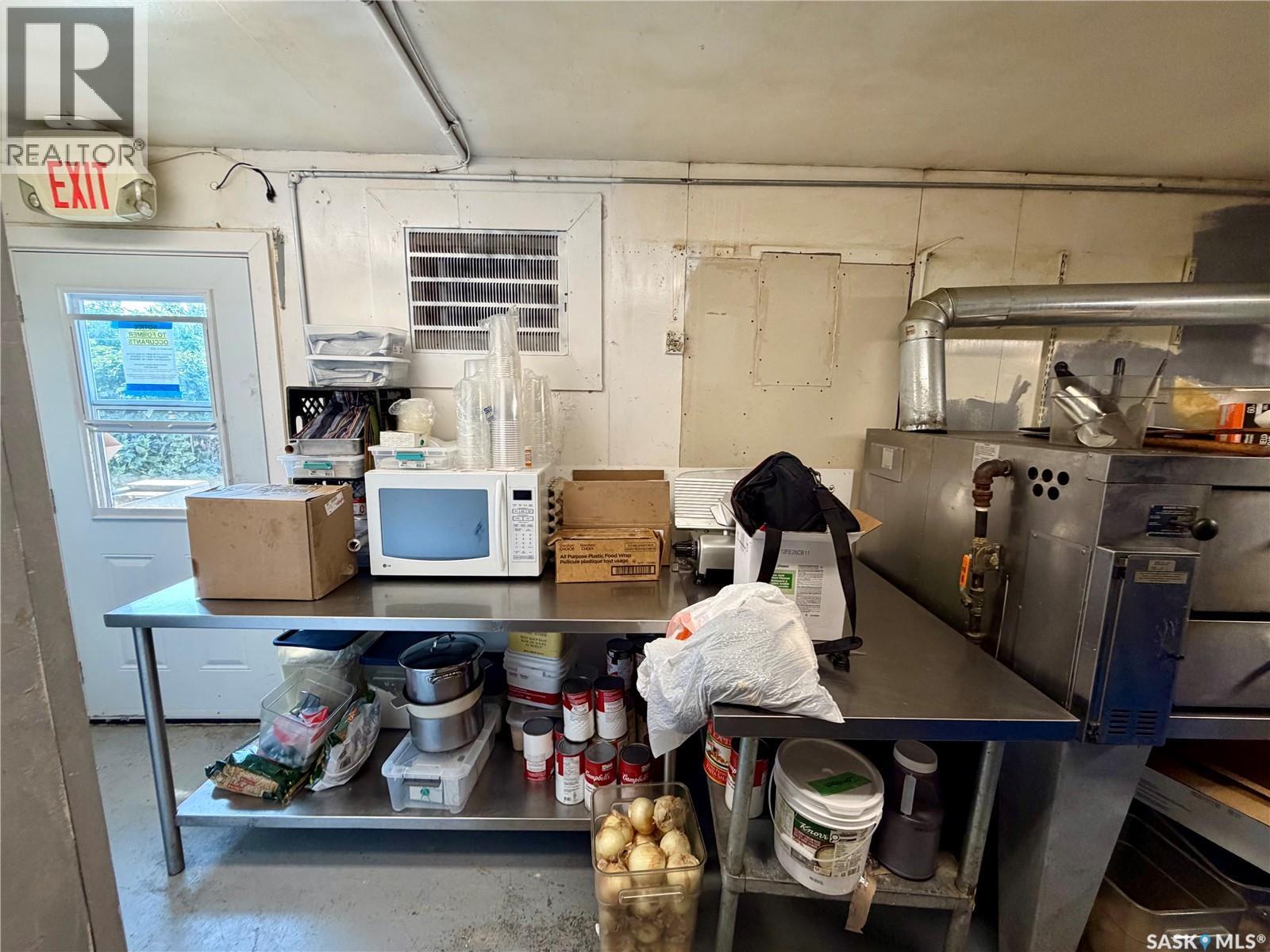 1020 Railway Avenue Property Photo 27
