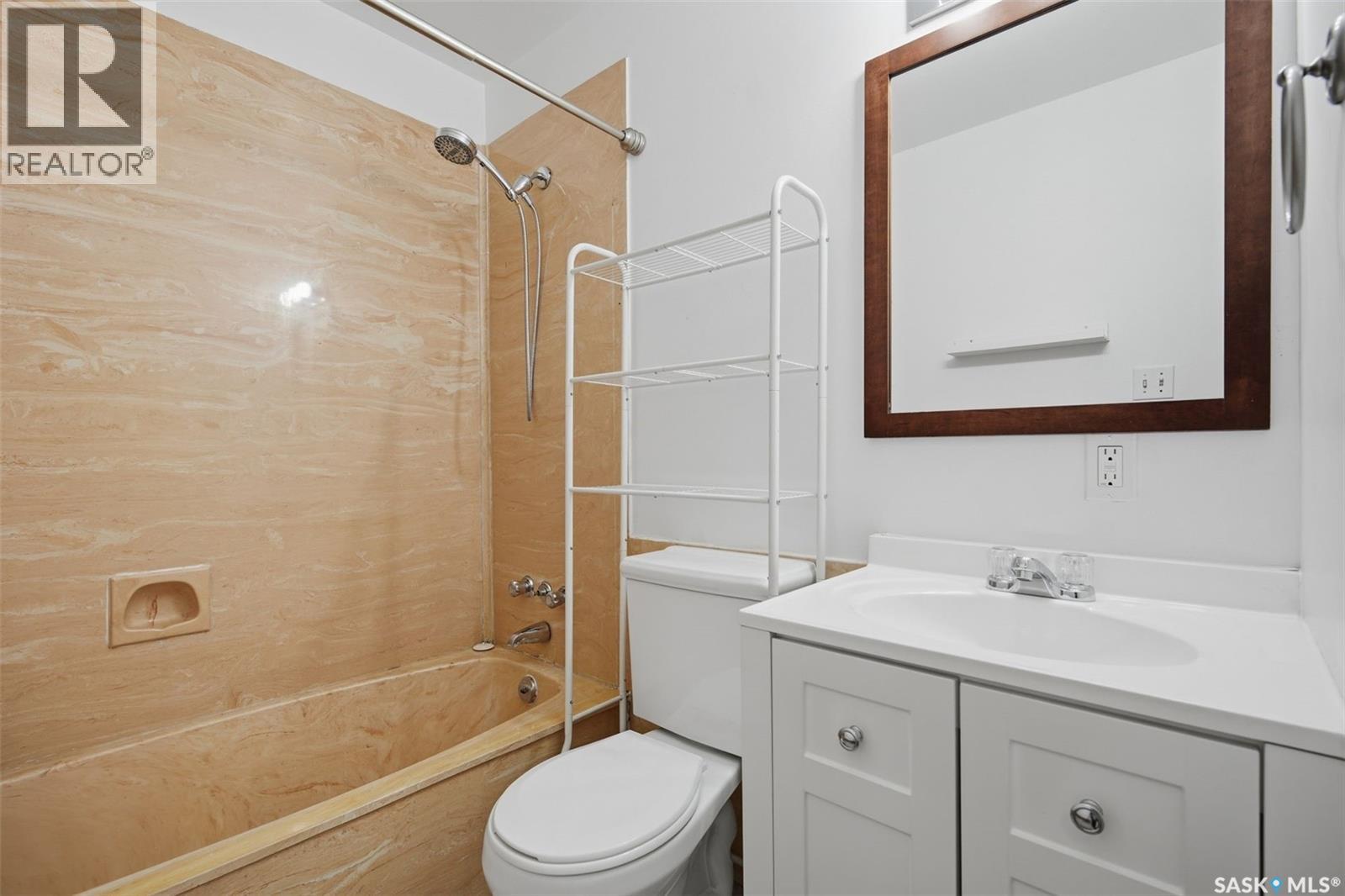 1004 6th Street E Property Photo 19