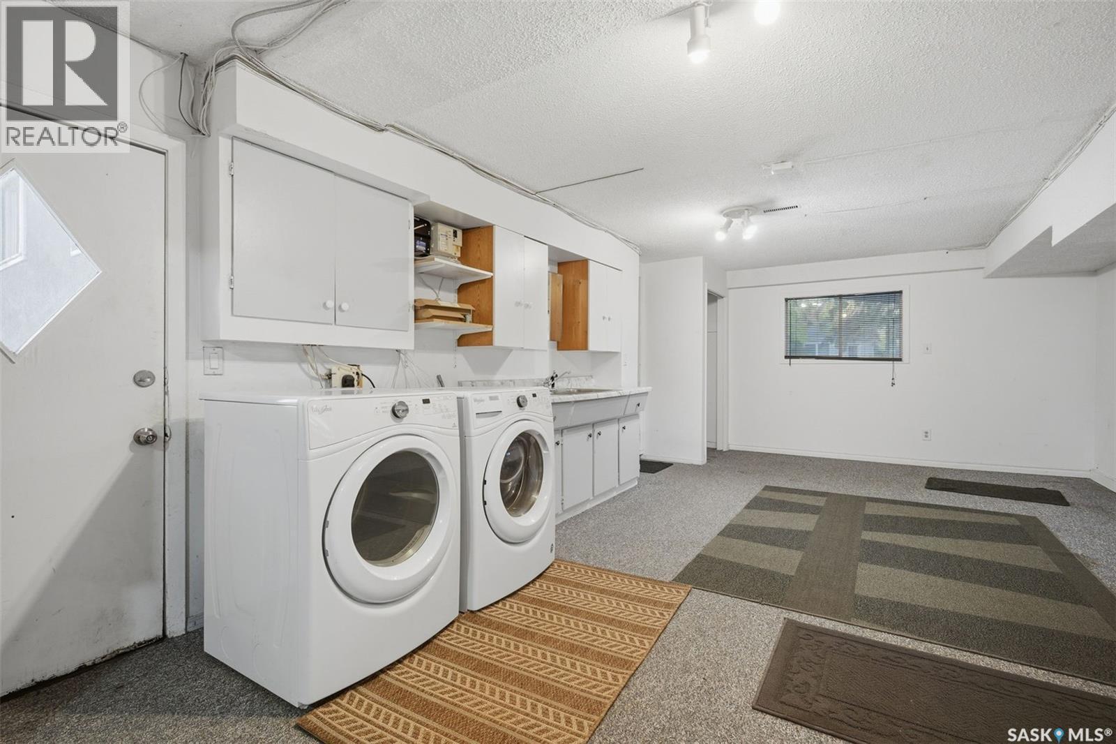 1004 6th Street E Property Photo 23
