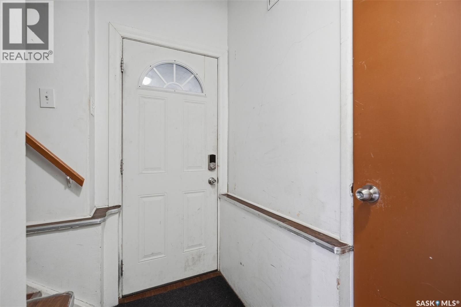 1004 6th Street E Property Photo 33