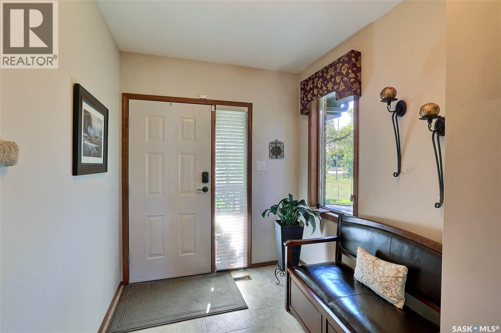 338 Avon Drive Property Photo 6