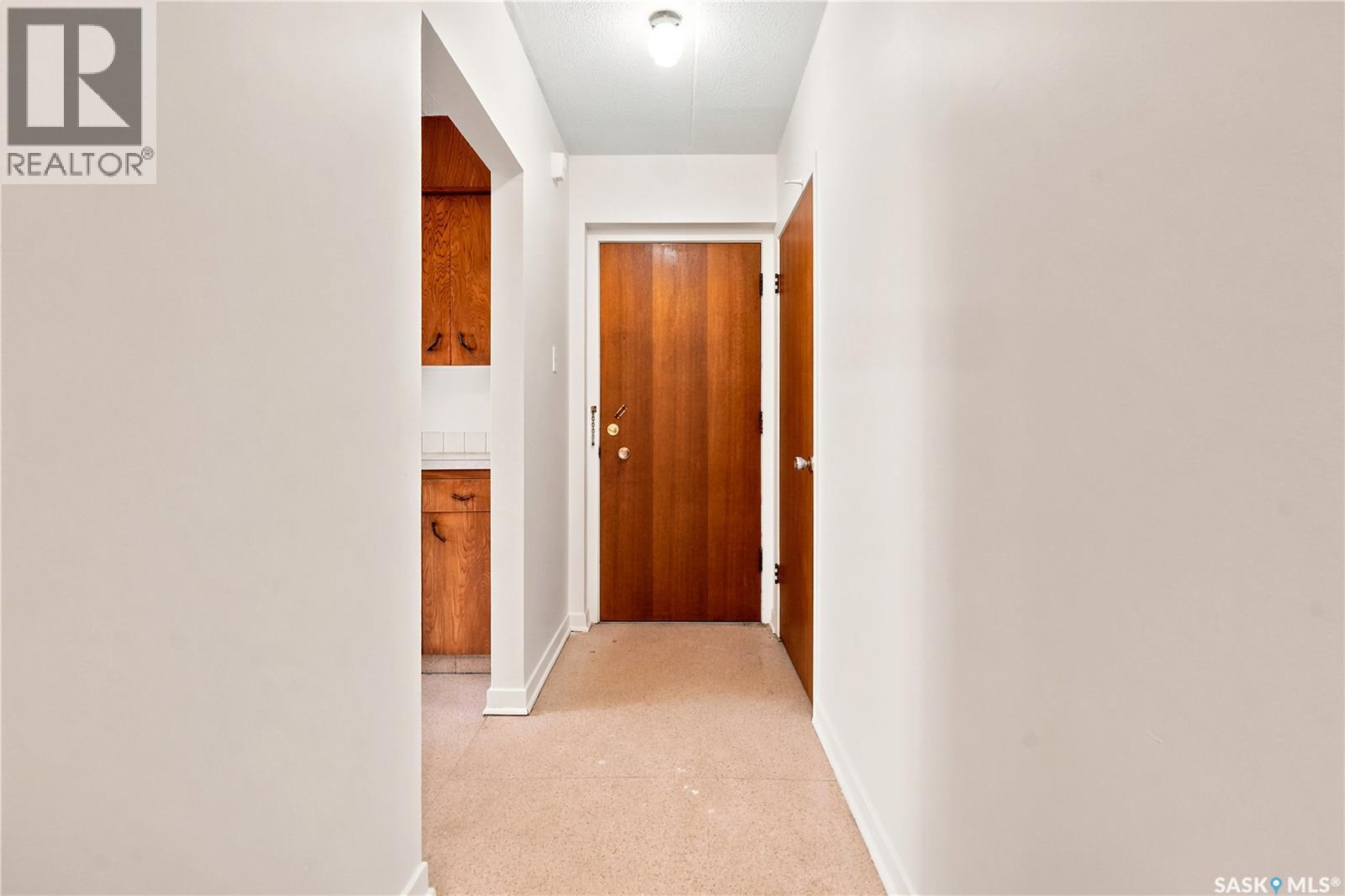 8 2620 5th Avenue N Property Photo 3