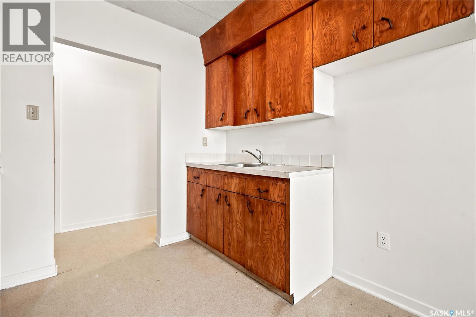8 2620 5th Avenue N Property Photo 9