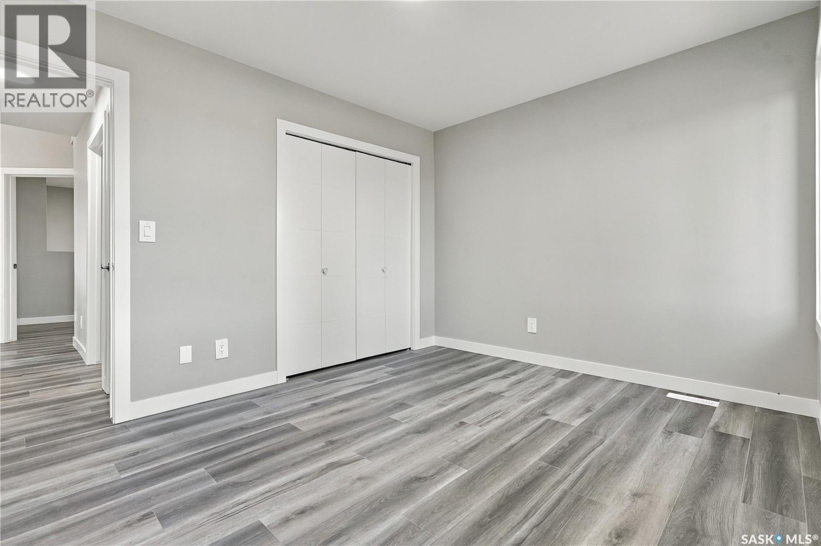 246 Sutter Place Property Photo 22