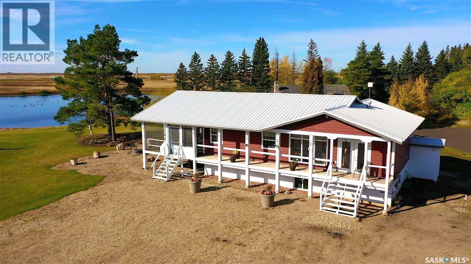 Sh Acreage Property Photo 3