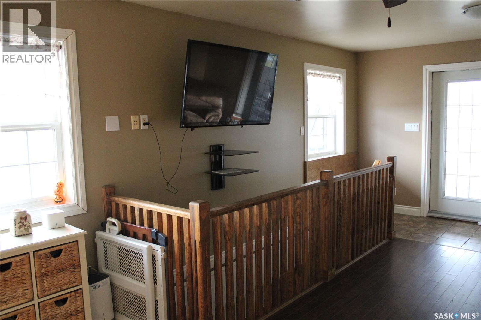 Sh Acreage Property Photo 10