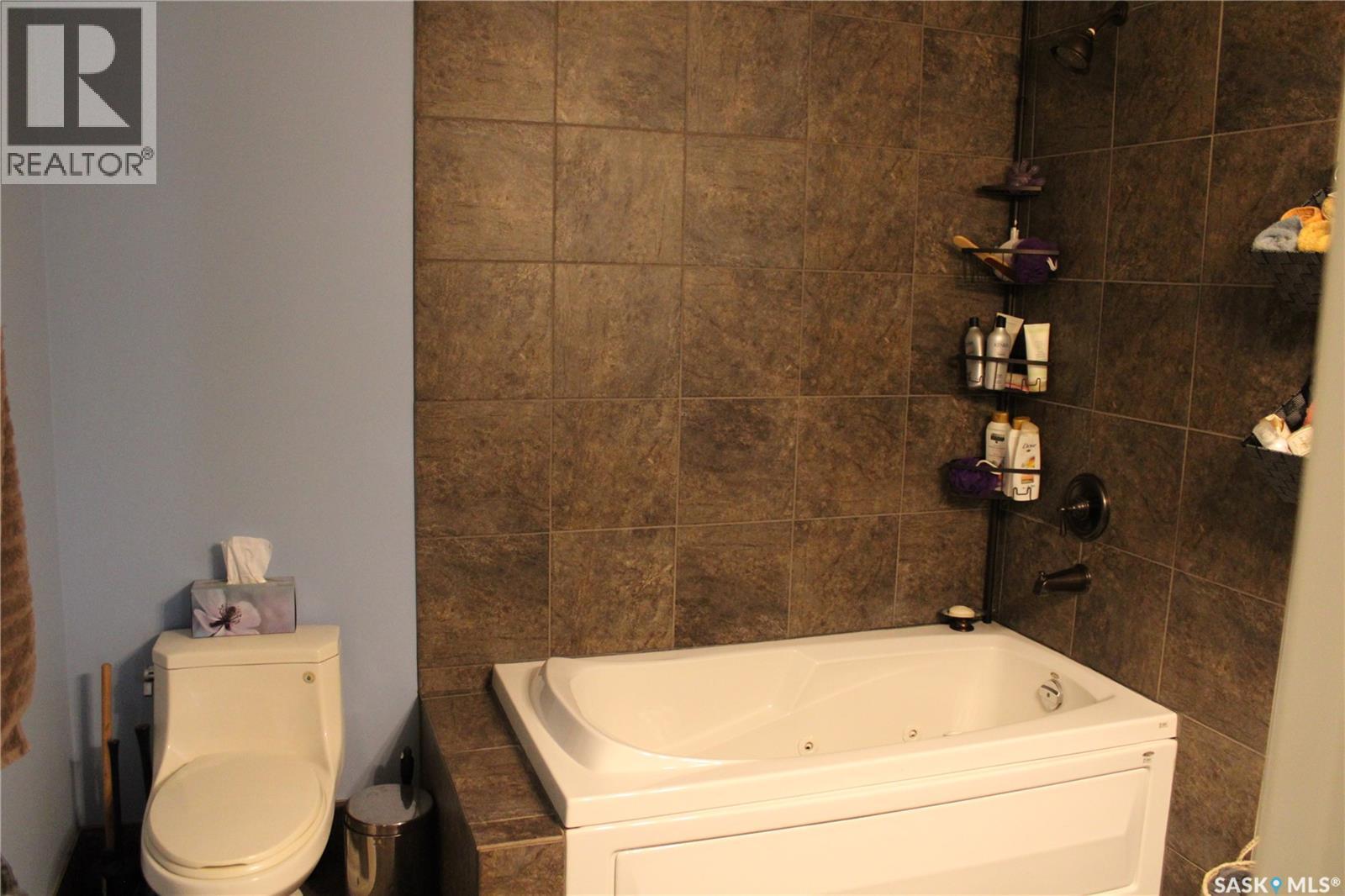 Sh Acreage Property Photo 12