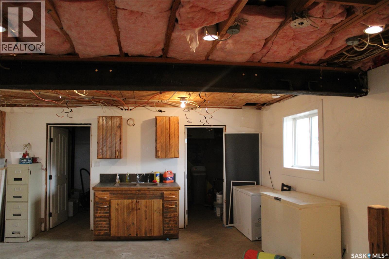 Sh Acreage Property Photo 32