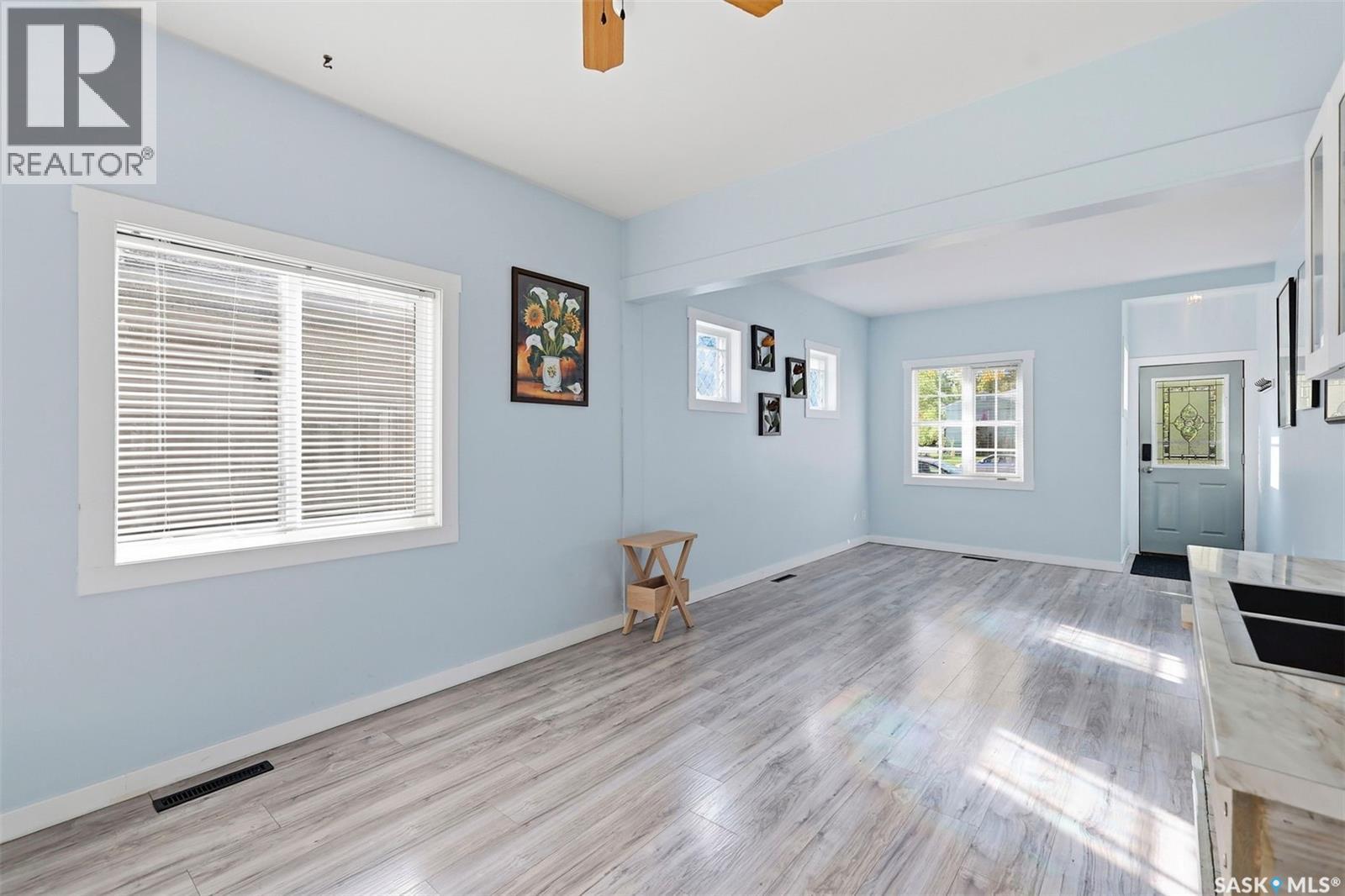 1715 Broadway Avenue Property Photo 5