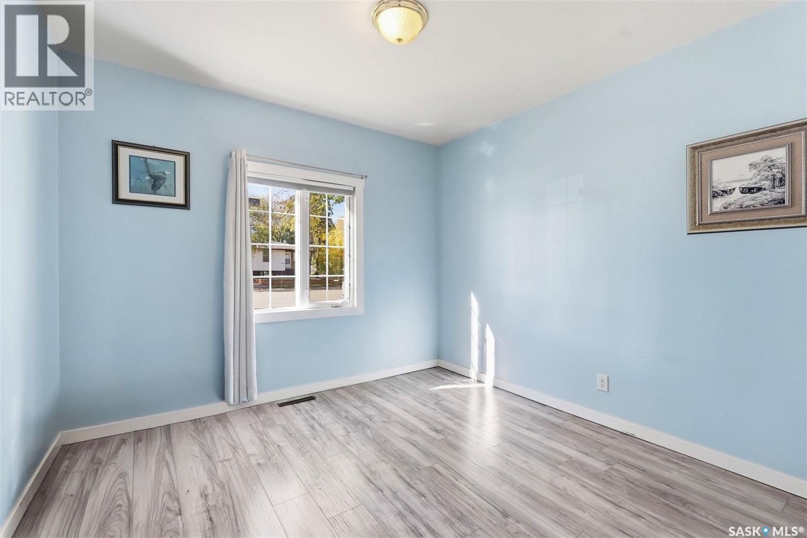 1715 Broadway Avenue Property Photo 13