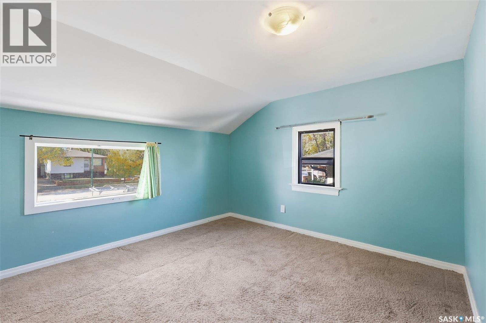 1715 Broadway Avenue Property Photo 14