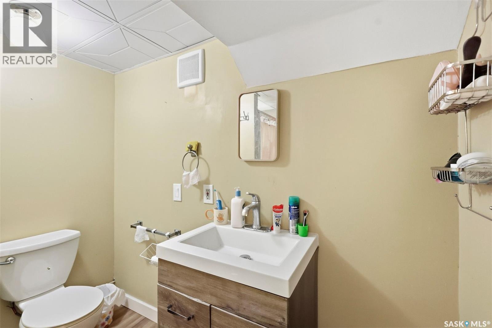 1715 Broadway Avenue Property Photo 21