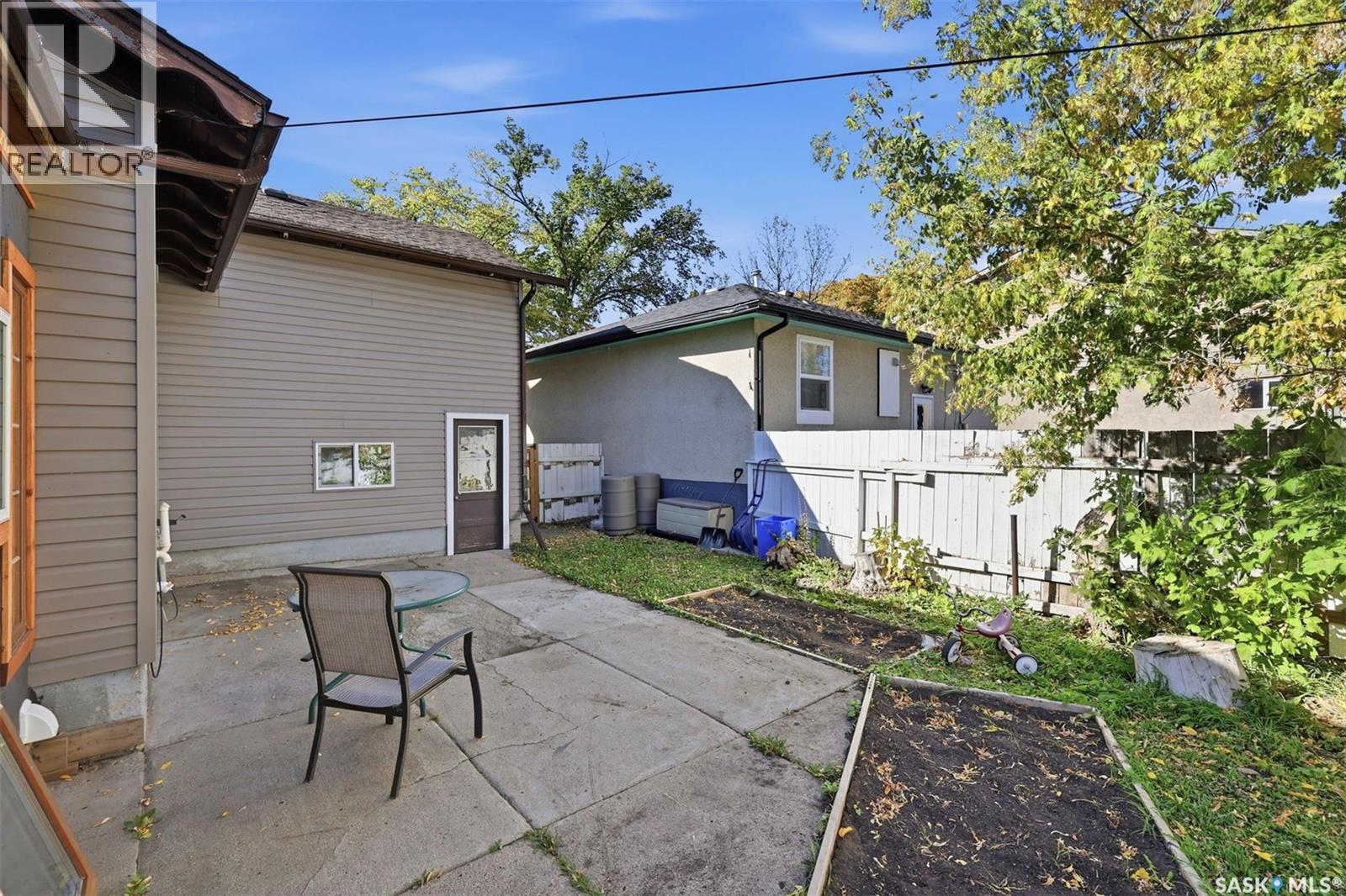 1715 Broadway Avenue Property Photo 26