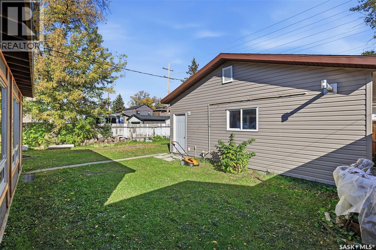 1715 Broadway Avenue Property Photo 30