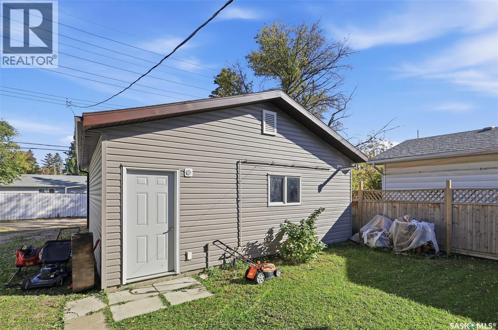 1715 Broadway Avenue Property Photo 31