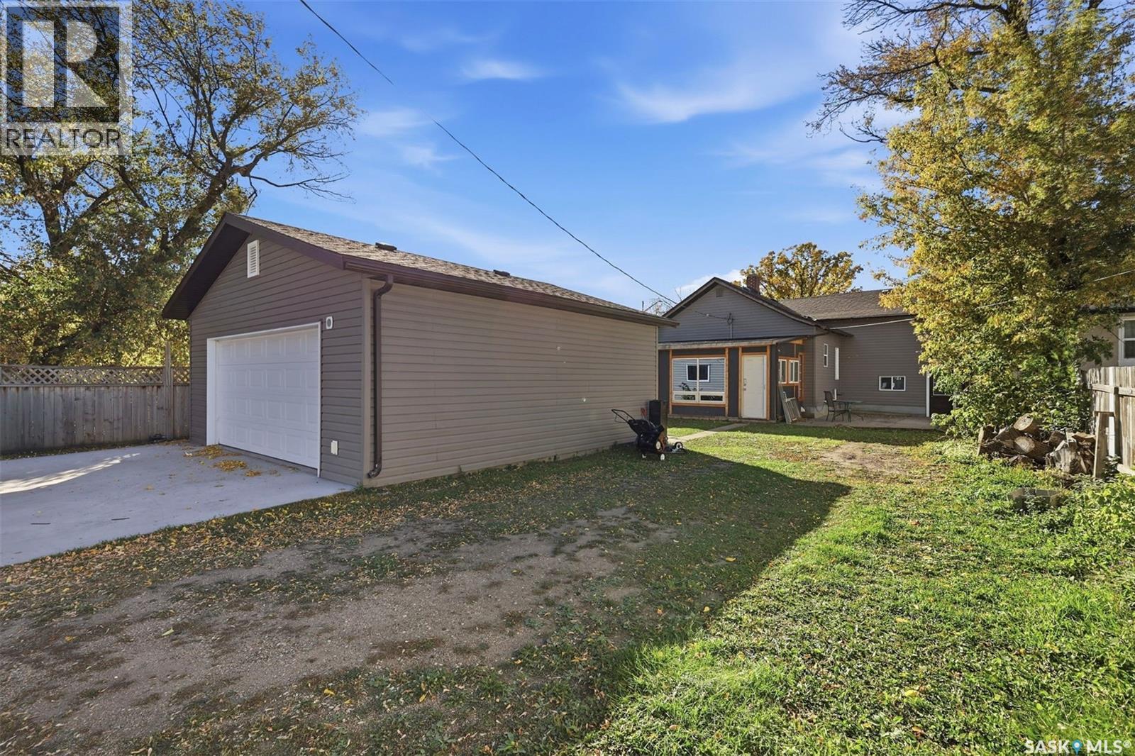 1715 Broadway Avenue Property Photo 32