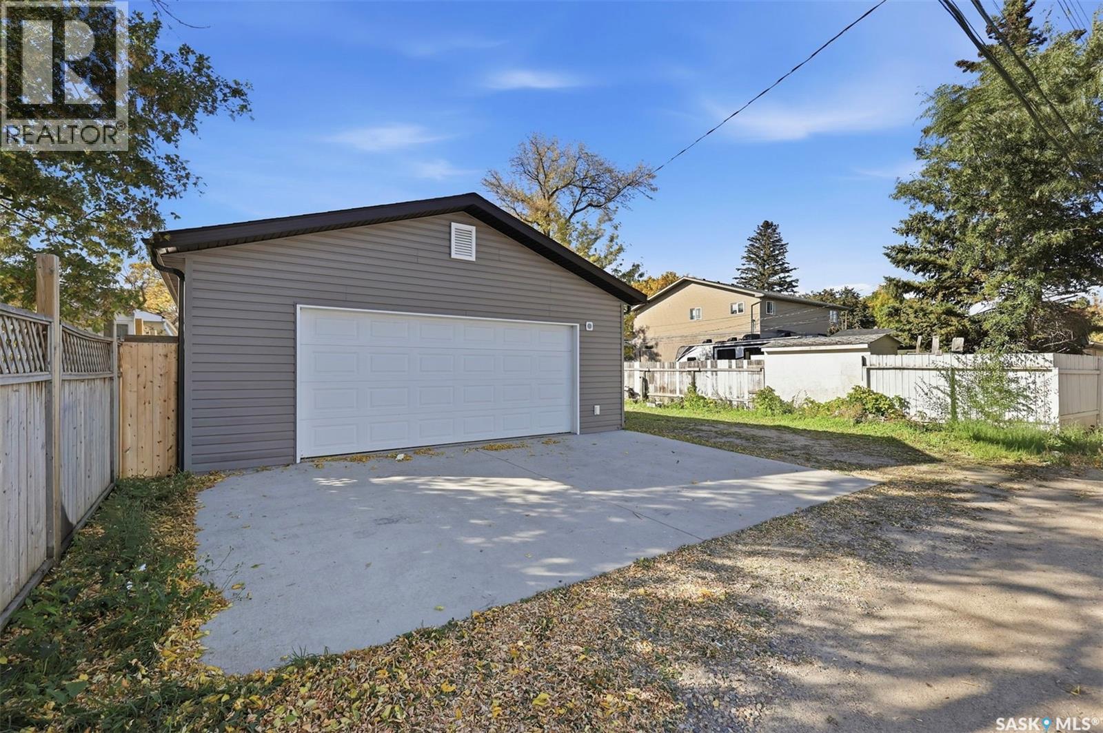 1715 Broadway Avenue Property Photo 35