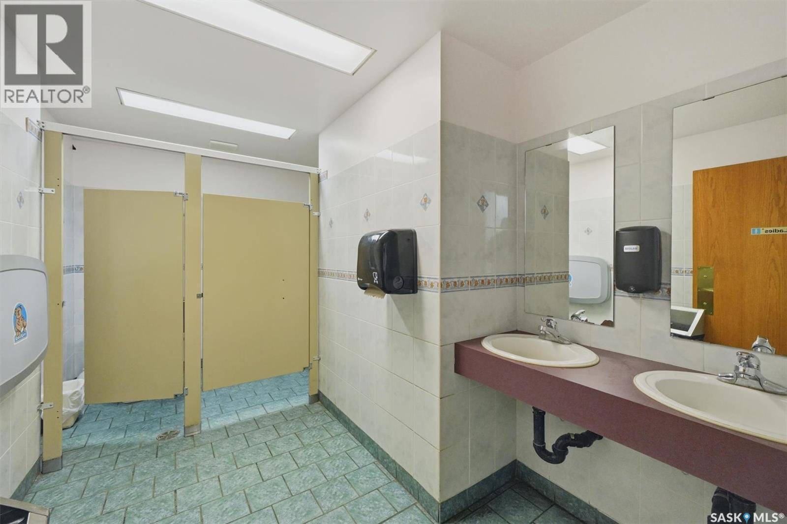 1025 Louise Avenue Property Photo 43