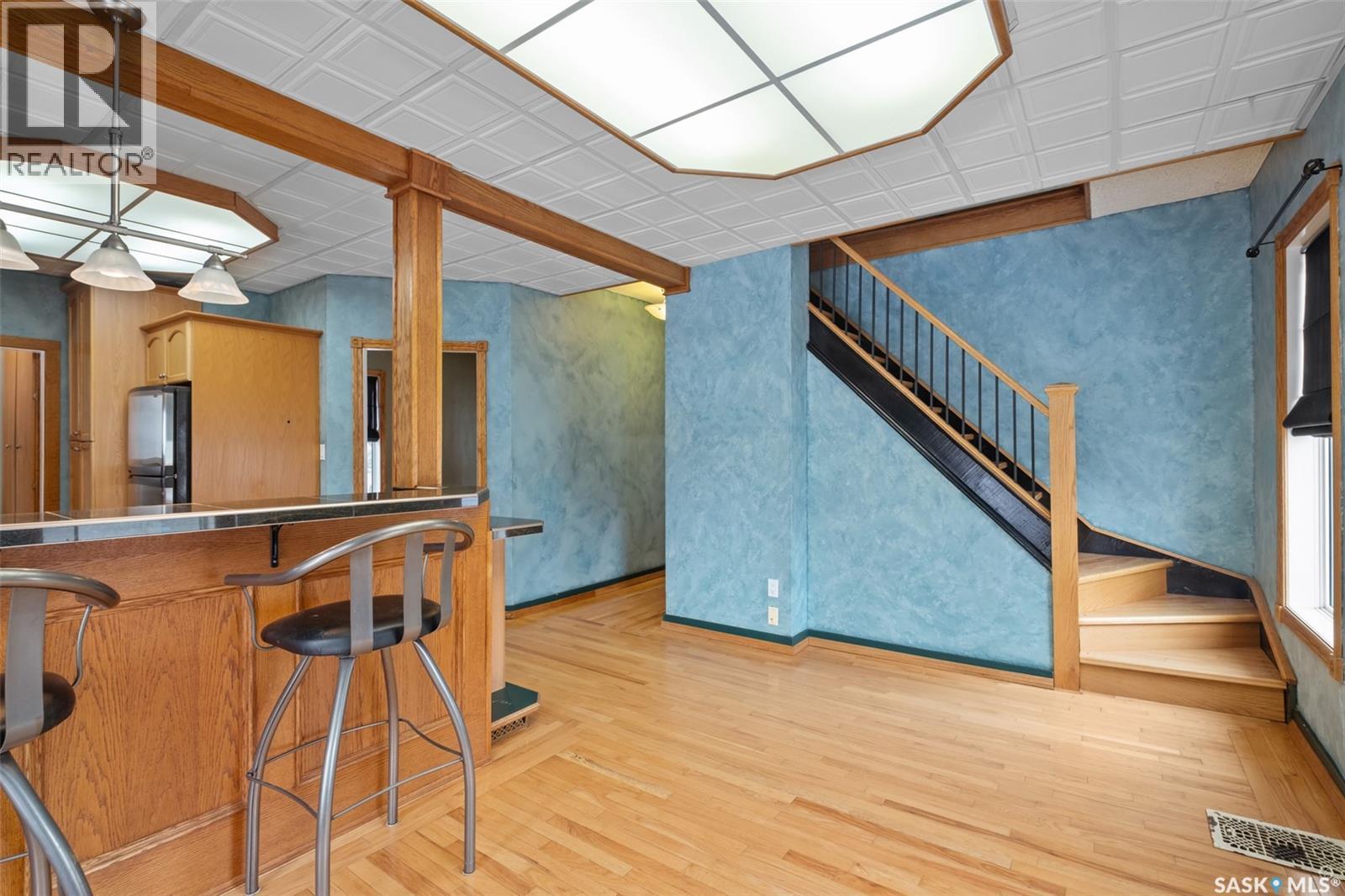 1027 4th Street E Property Photo 8