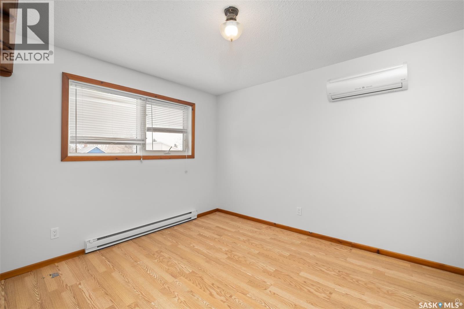 1027 4th Street E Property Photo 21