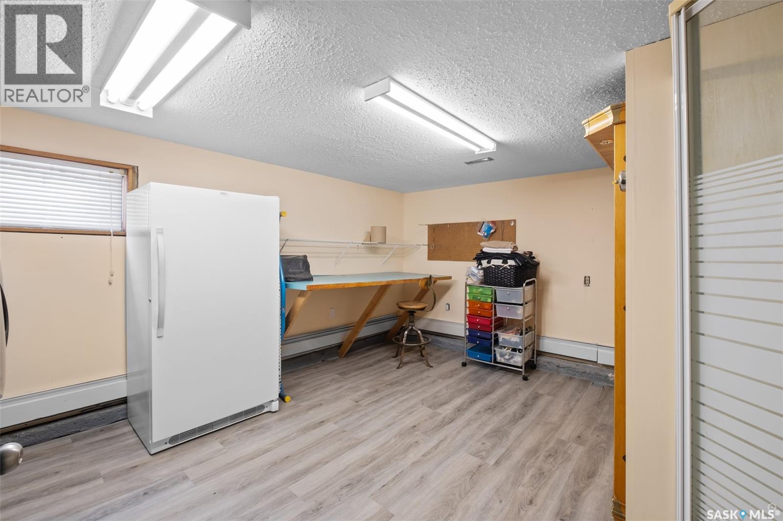 1027 4th Street E Property Photo 29