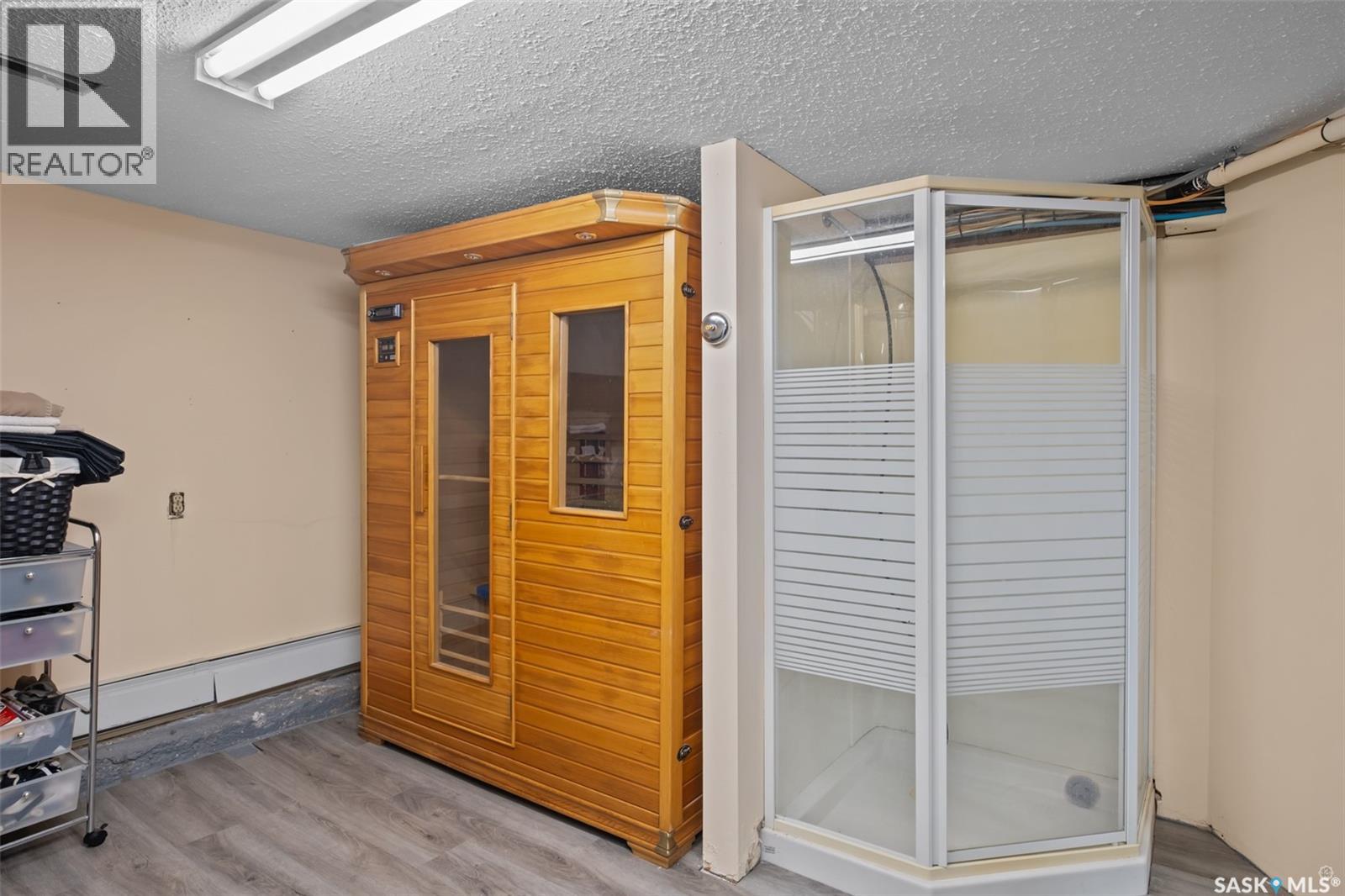1027 4th Street E Property Photo 31