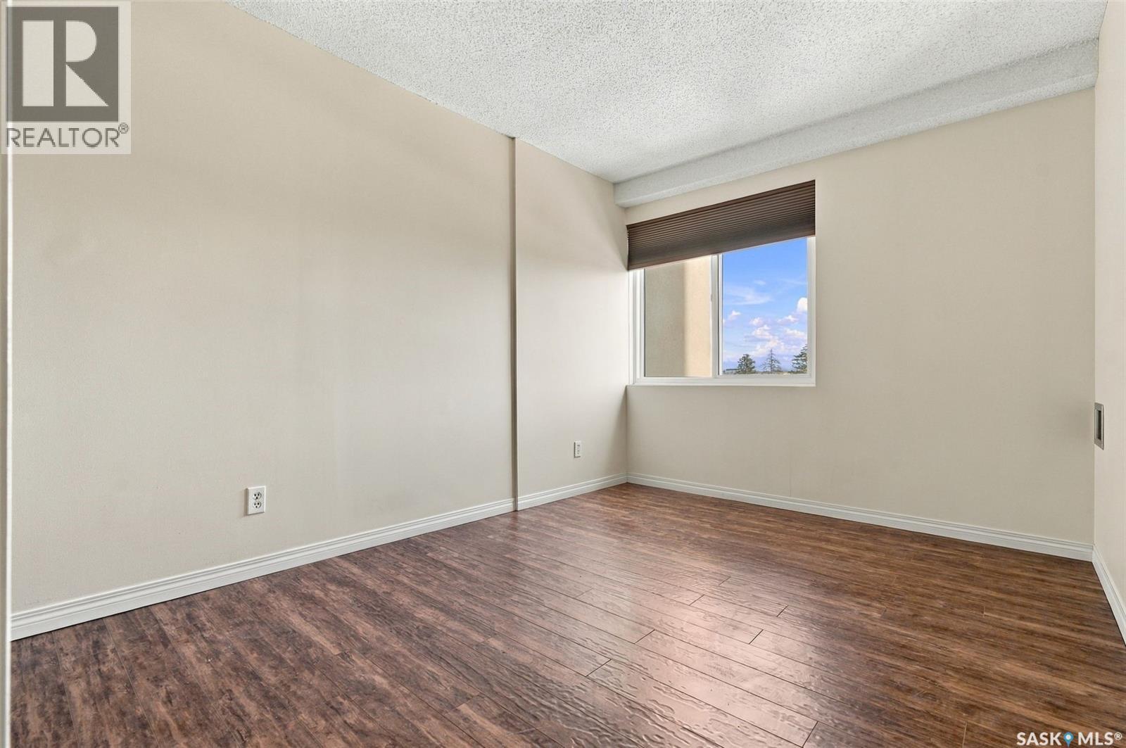 502 430 5th Avenue N Property Photo 13