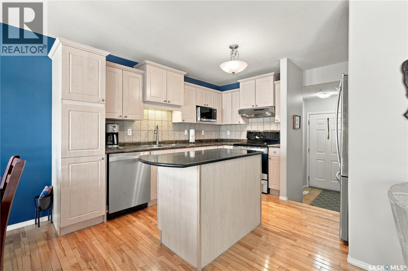 103 445 Bayfield Crescent Property Photo 6