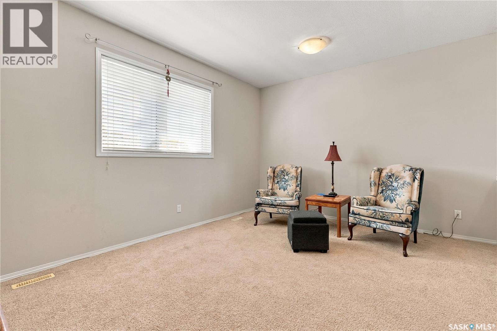 103 445 Bayfield Crescent Property Photo 17