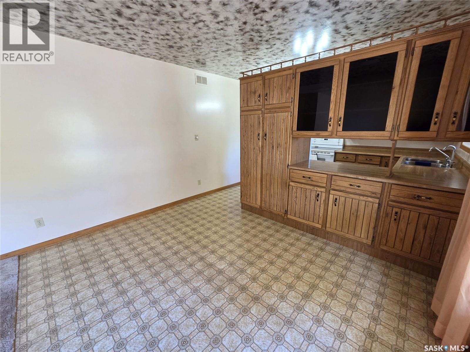 125 Mainprize Street Property Photo 11