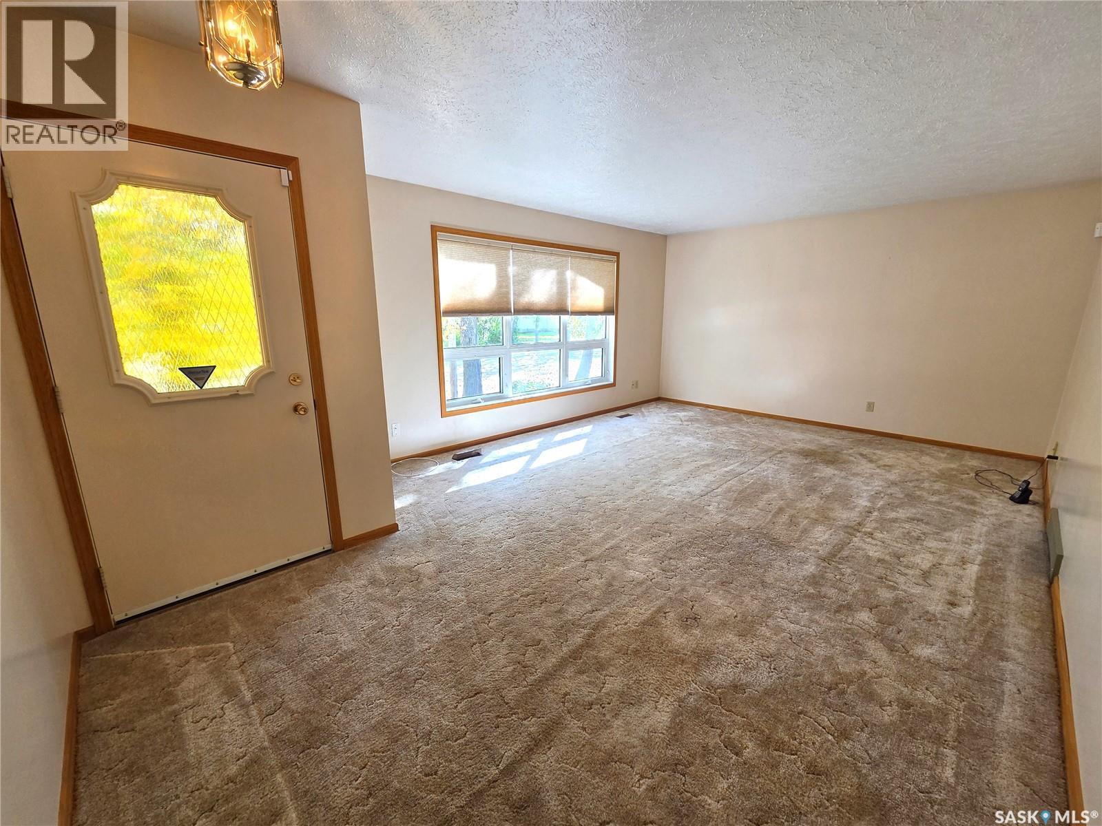 125 Mainprize Street Property Photo 16
