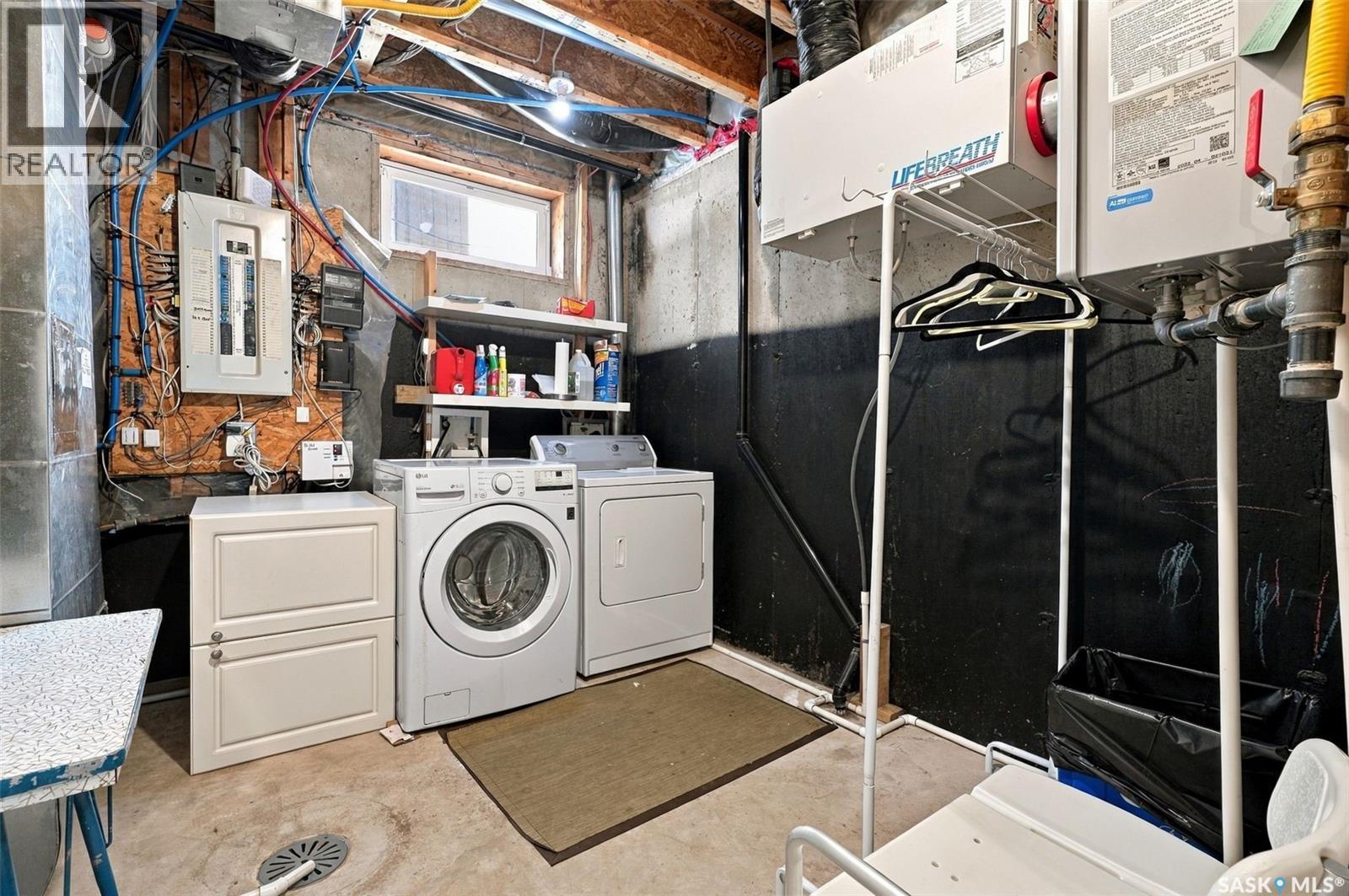 927 Coppermine Way Property Photo 40