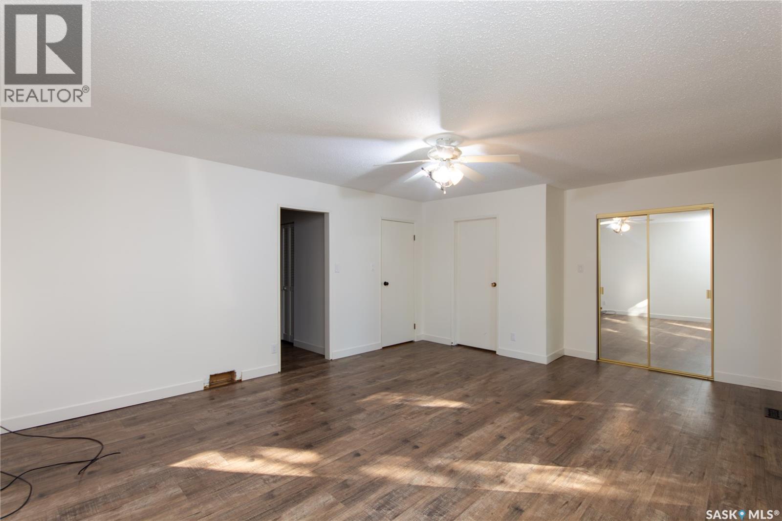 10710 Meighen Crescent Property Photo 19