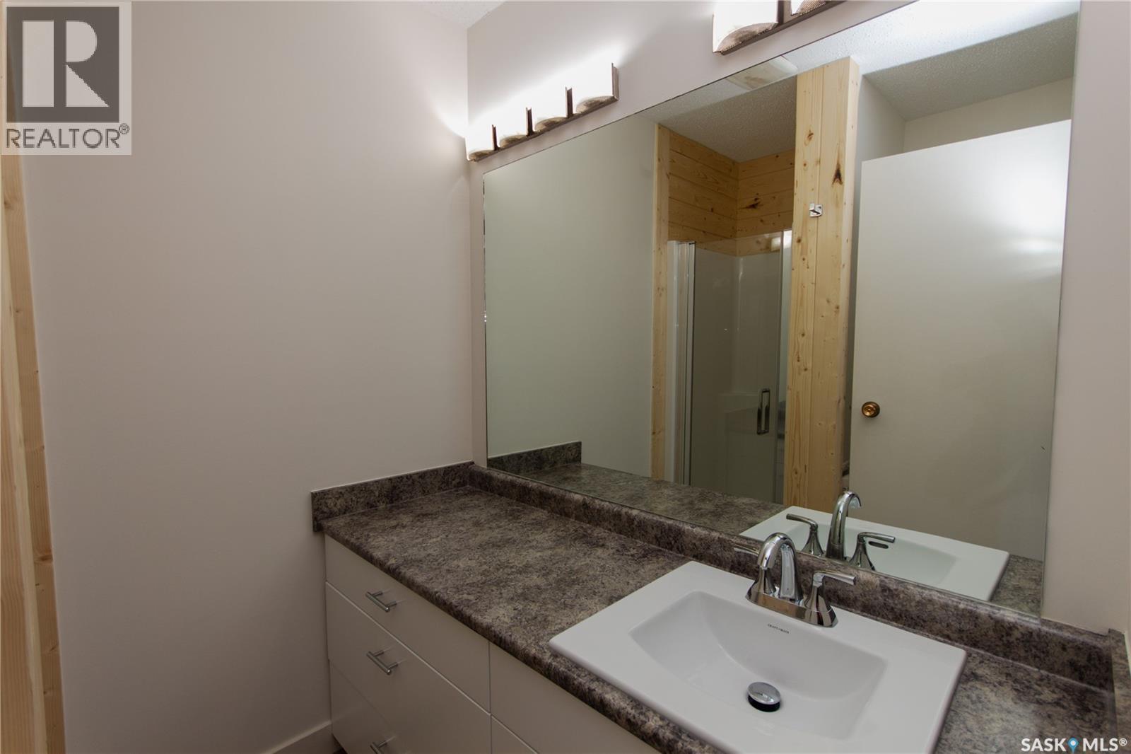 10710 Meighen Crescent Property Photo 20