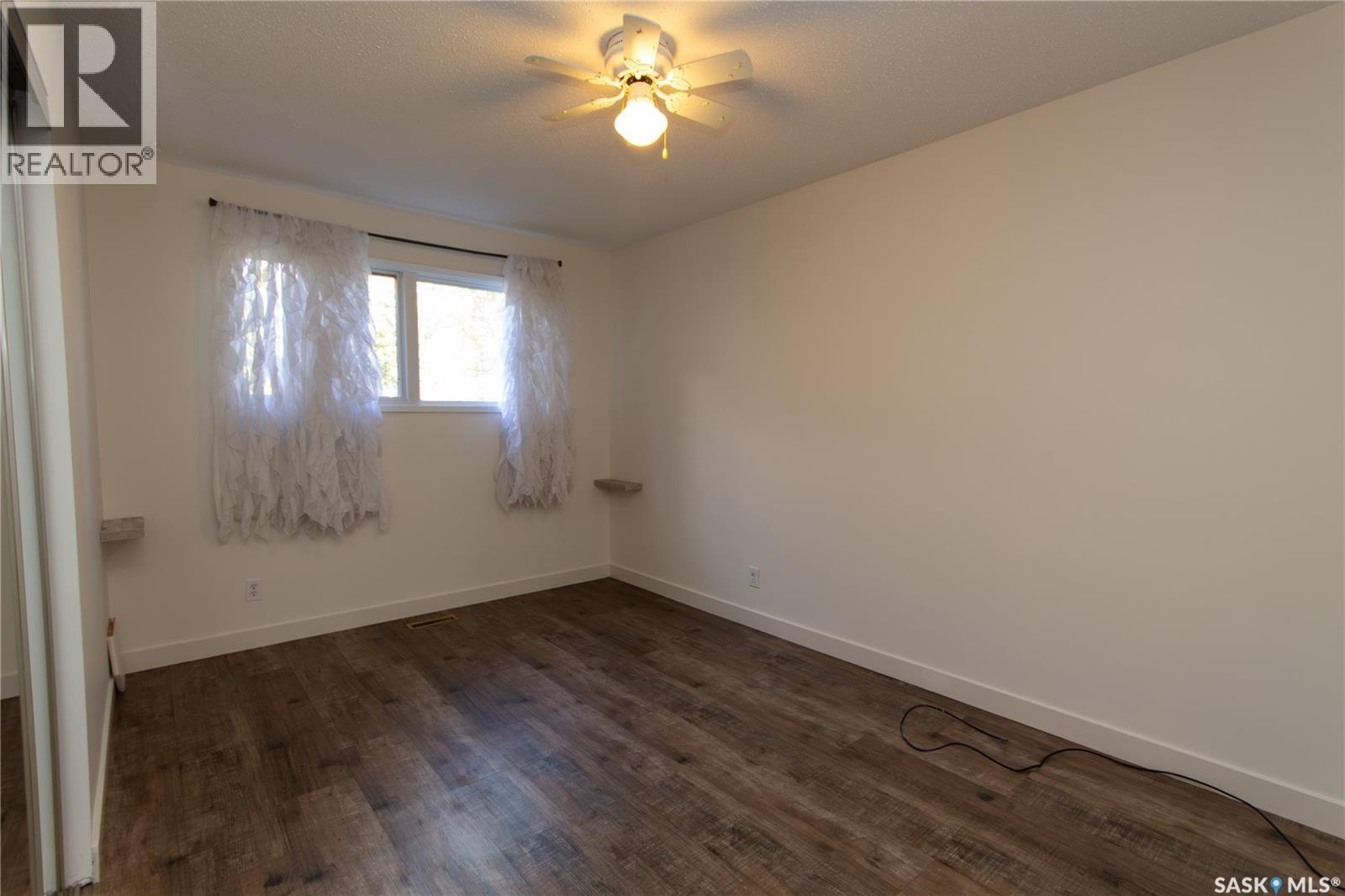 10710 Meighen Crescent Property Photo 25