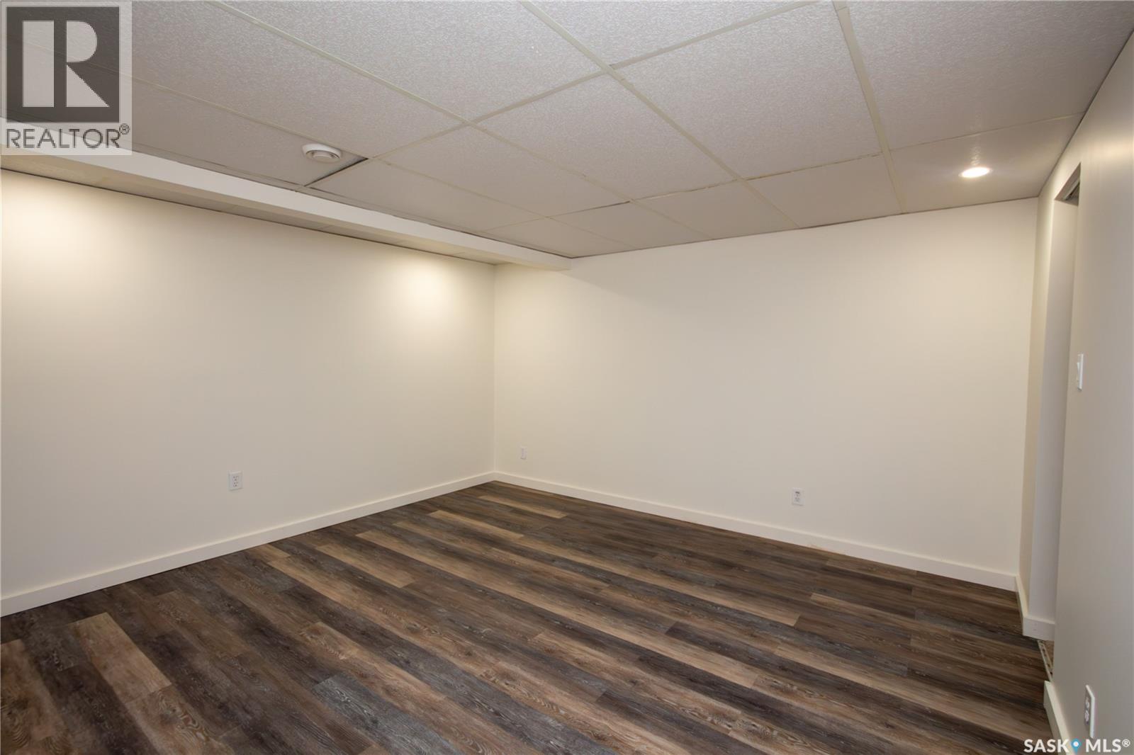 10710 Meighen Crescent Property Photo 30