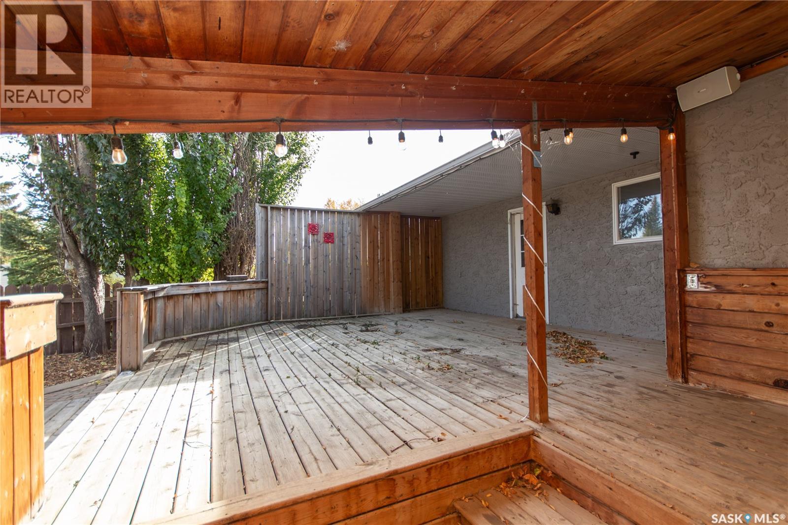 10710 Meighen Crescent Property Photo 44